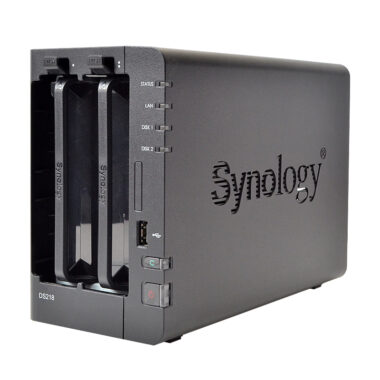 Synology DiskStation DS218 4x 1,4 GHz,  2GB DDR4, 3 x USB, 2x BAY